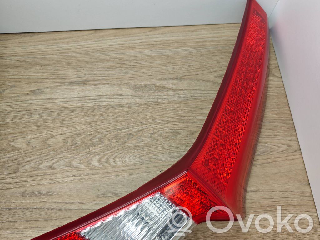 Tailgate rear/tail lights