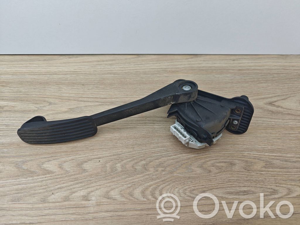 Volvo S80 Akceleratoriaus pedalas 