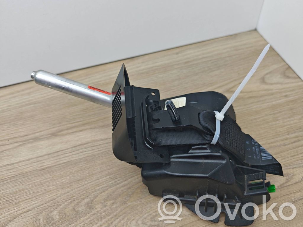Volvo V70 Cinturón medio (trasero) 