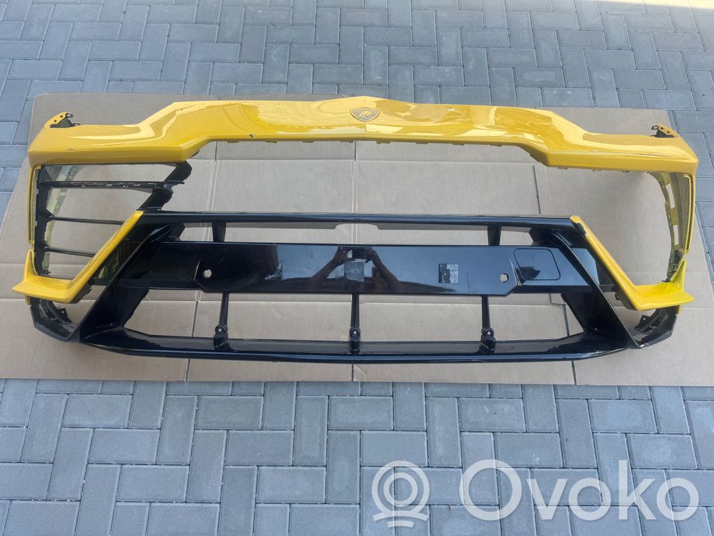 Lamborghini Urus Front bumper 
