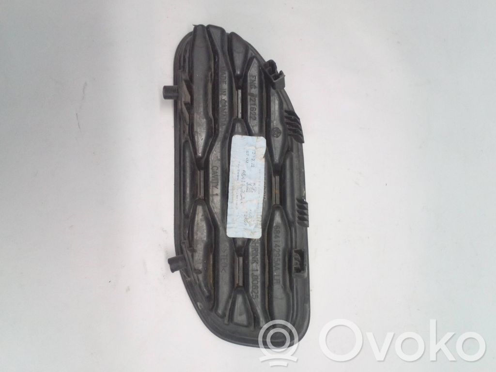 Dodge RAM Front bumper lower grill 
