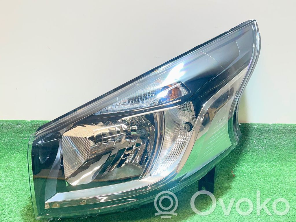 Renault Trafic III (X82) Phare frontale 