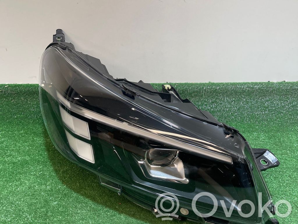 Opel Vivaro Scheinwerfer 