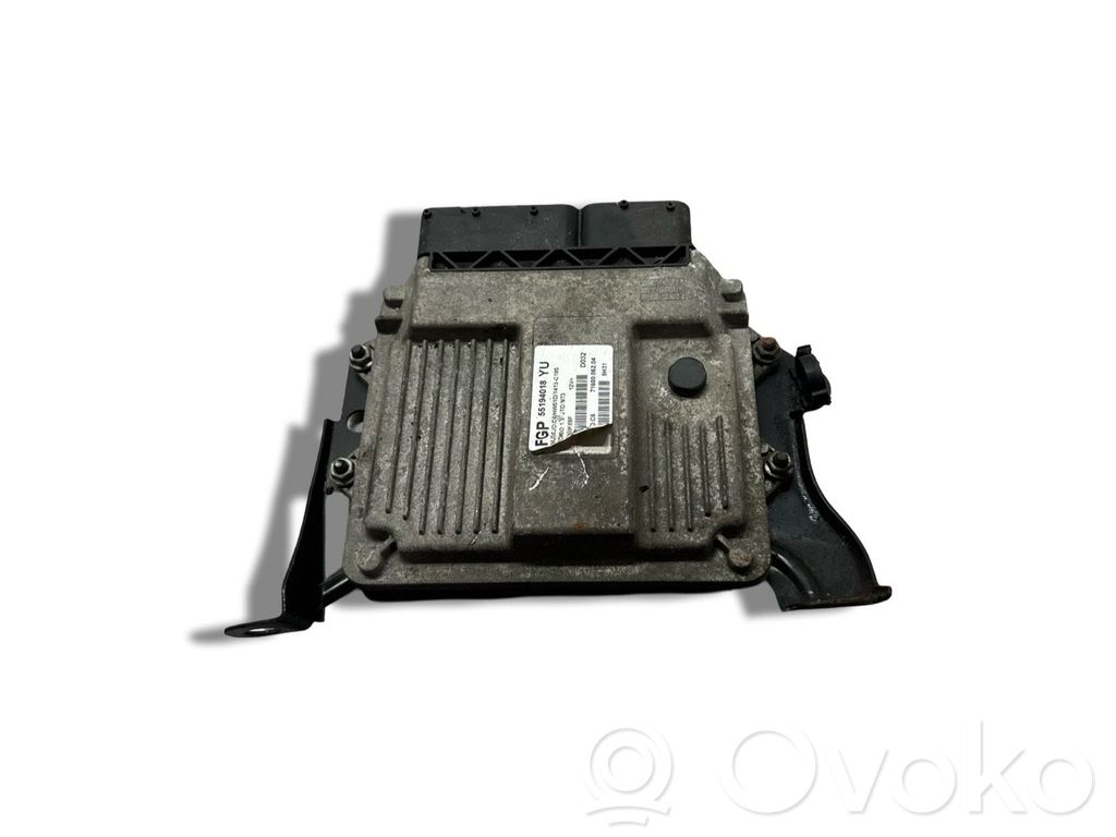 Opel Combo C Engine control unit/module 