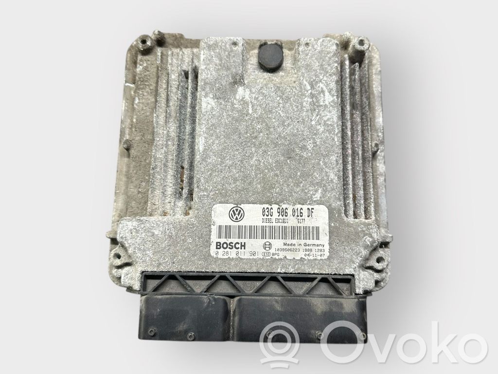 Volkswagen Golf V Engine control unit/module 