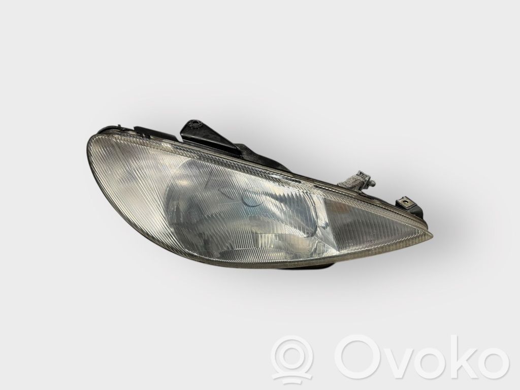 Peugeot 206 Headlight/headlamp 
