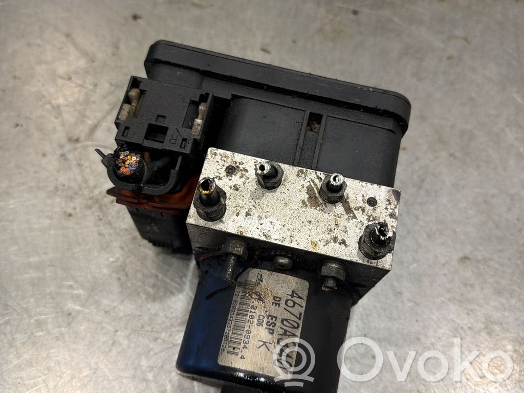 Mitsubishi Outlander ABS bloks 