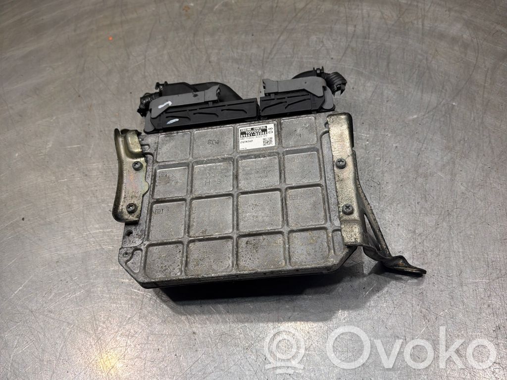 Toyota Auris 150 Engine control unit/module 