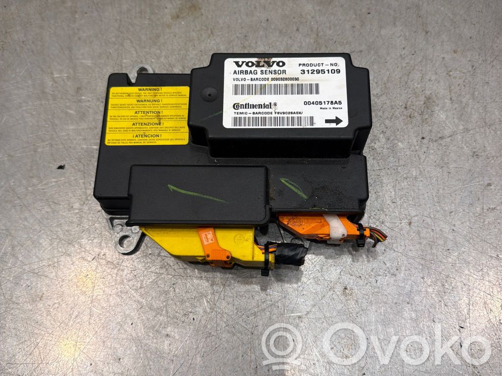 Volvo V50 Airbag control unit/module 