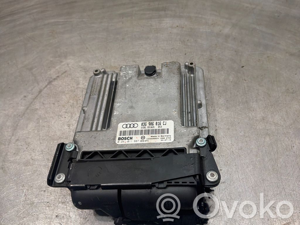 Audi A4 S4 B6 8E 8H Sterownik / Moduł ECU 