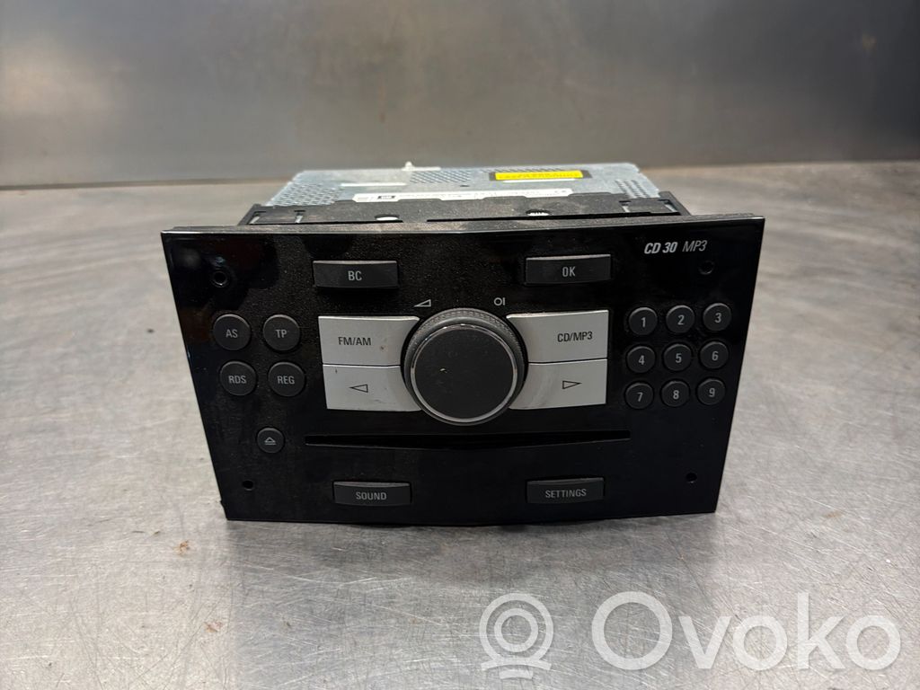 Panel / Radioodtwarzacz CD/DVD/GPS   344183129,13251055