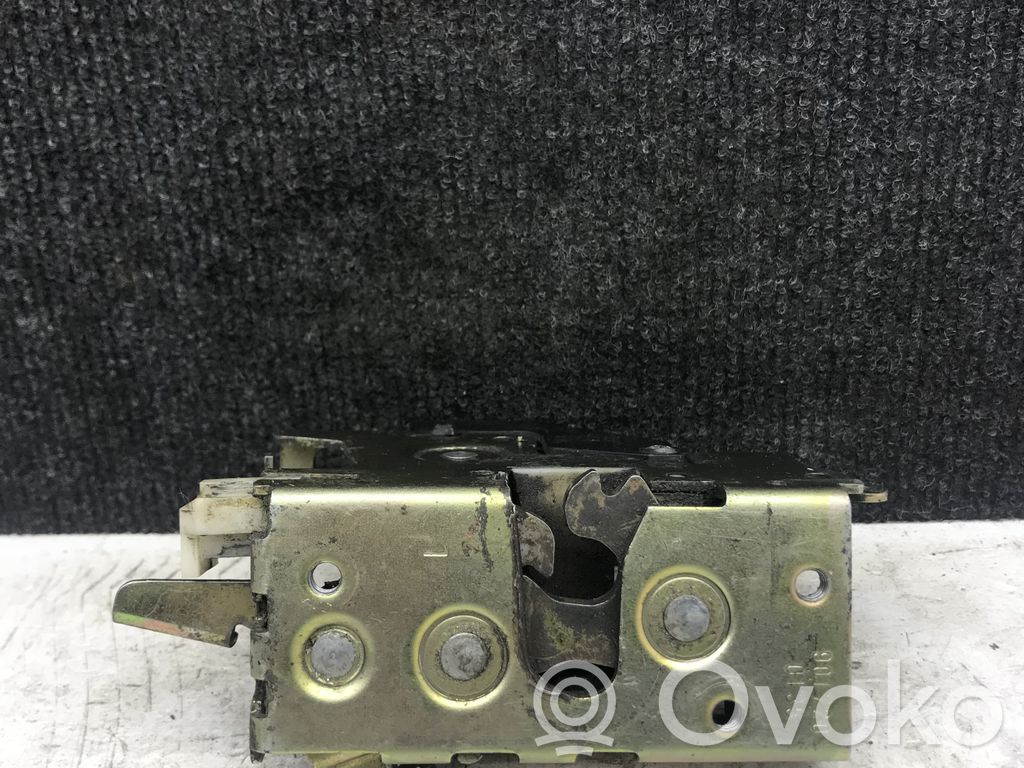 Mercedes-Benz Sprinter W901 W902 W903 W904 Serrure de porte avant 