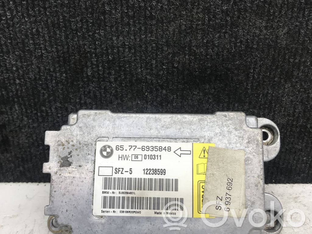 Unidad de control/módulo del Airbag   65776935848,HW06010311