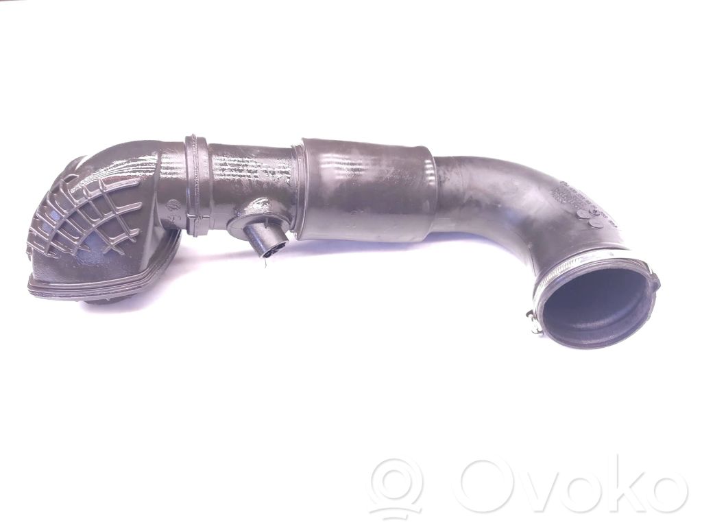 Mercedes-Benz Vito Viano W639 Air intake hose/pipe 