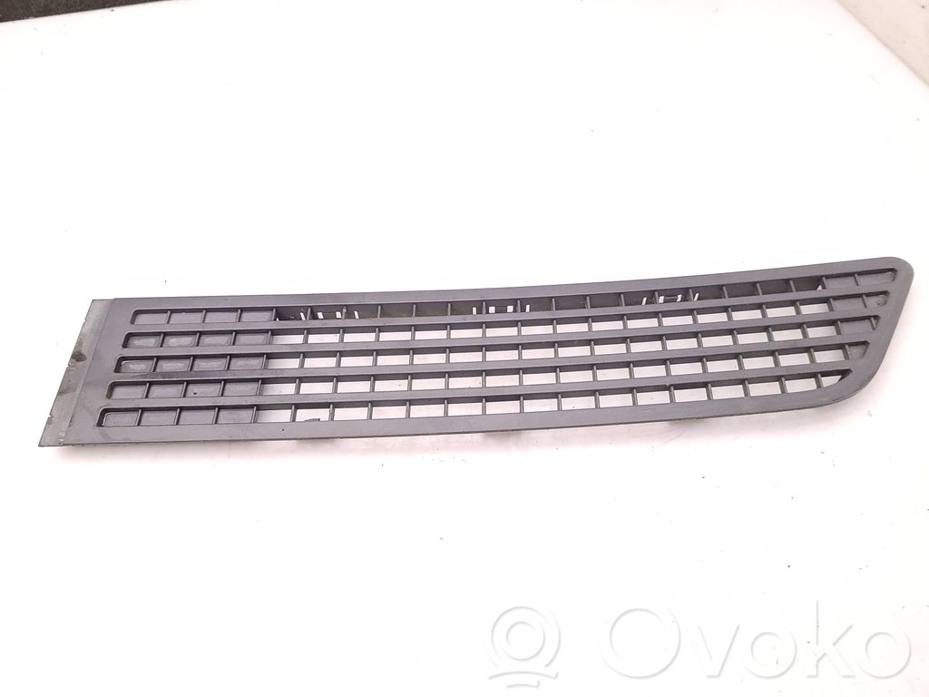 Volkswagen Crafter Kratka wlotu powietrza na maskę 