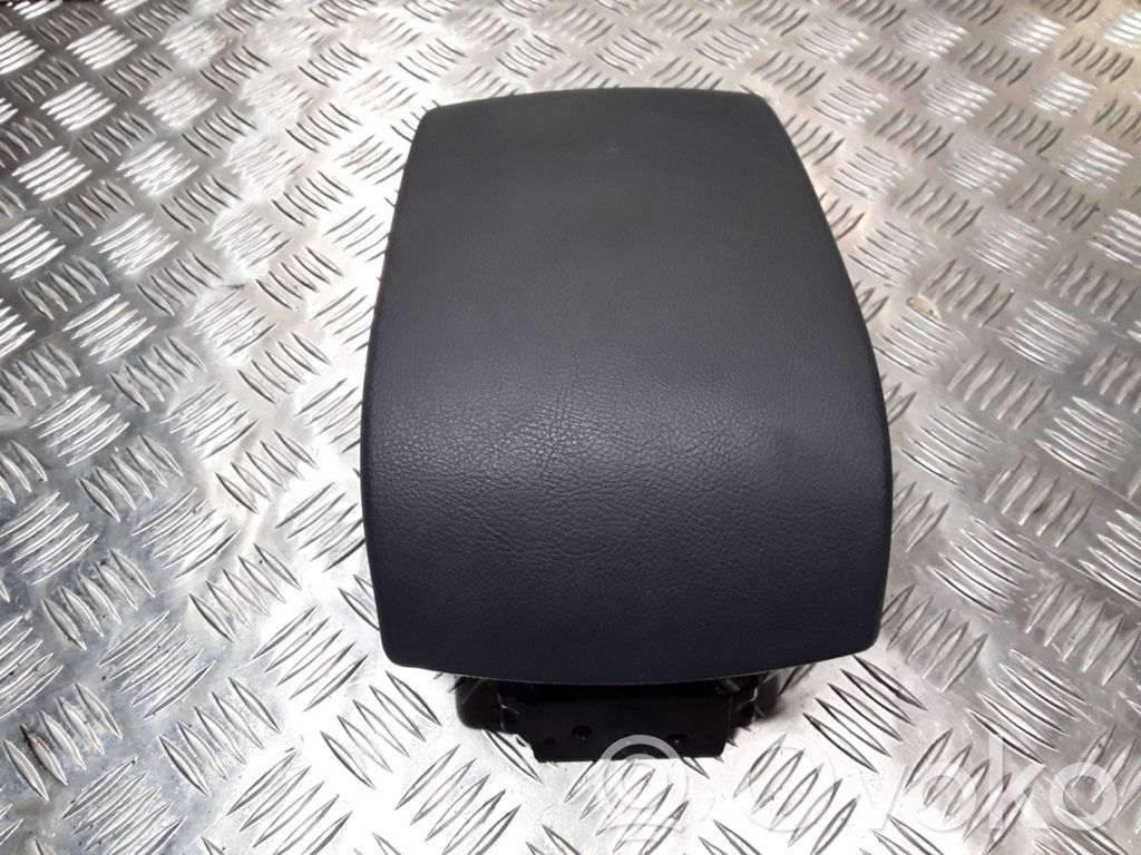 Ford Mondeo MK IV Armrest 