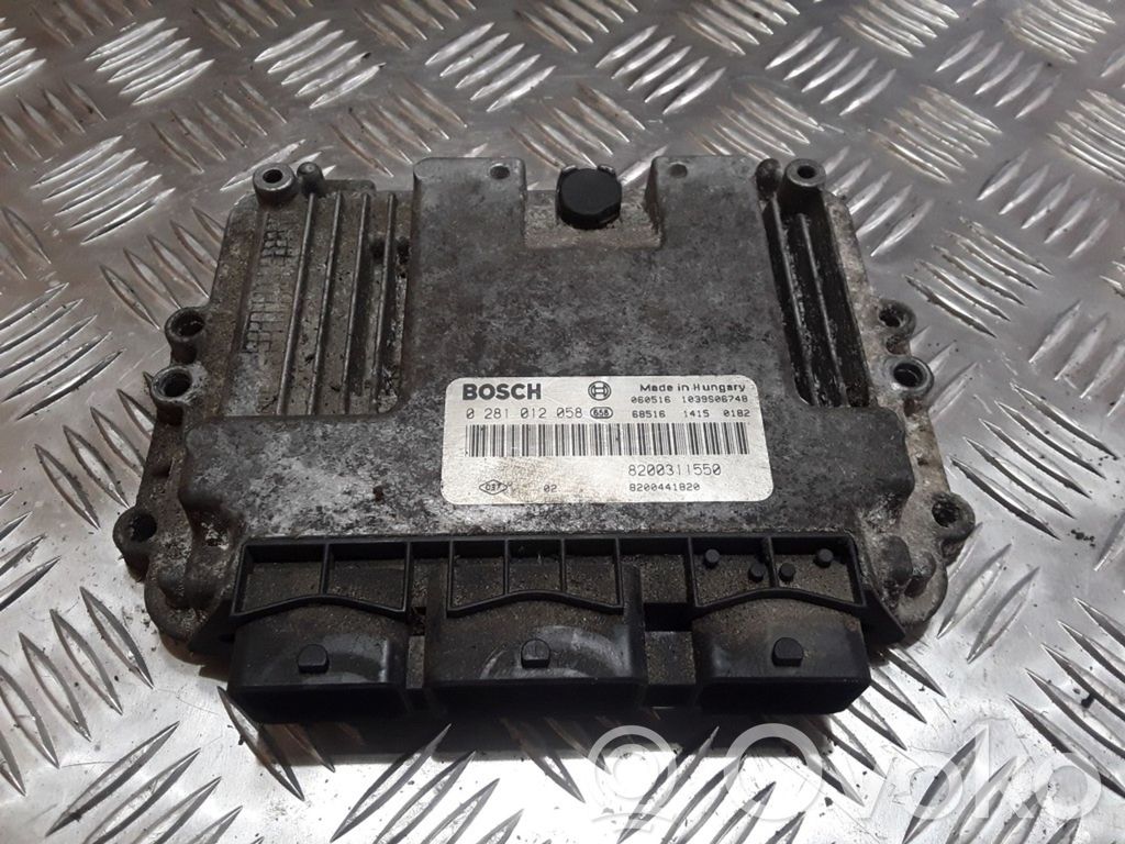 Engine control unit/module   8200311550,0281012058