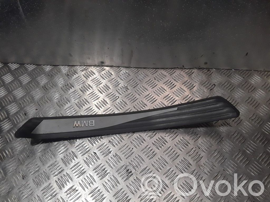 BMW 5 E60 E61 Side skirt rear trim 