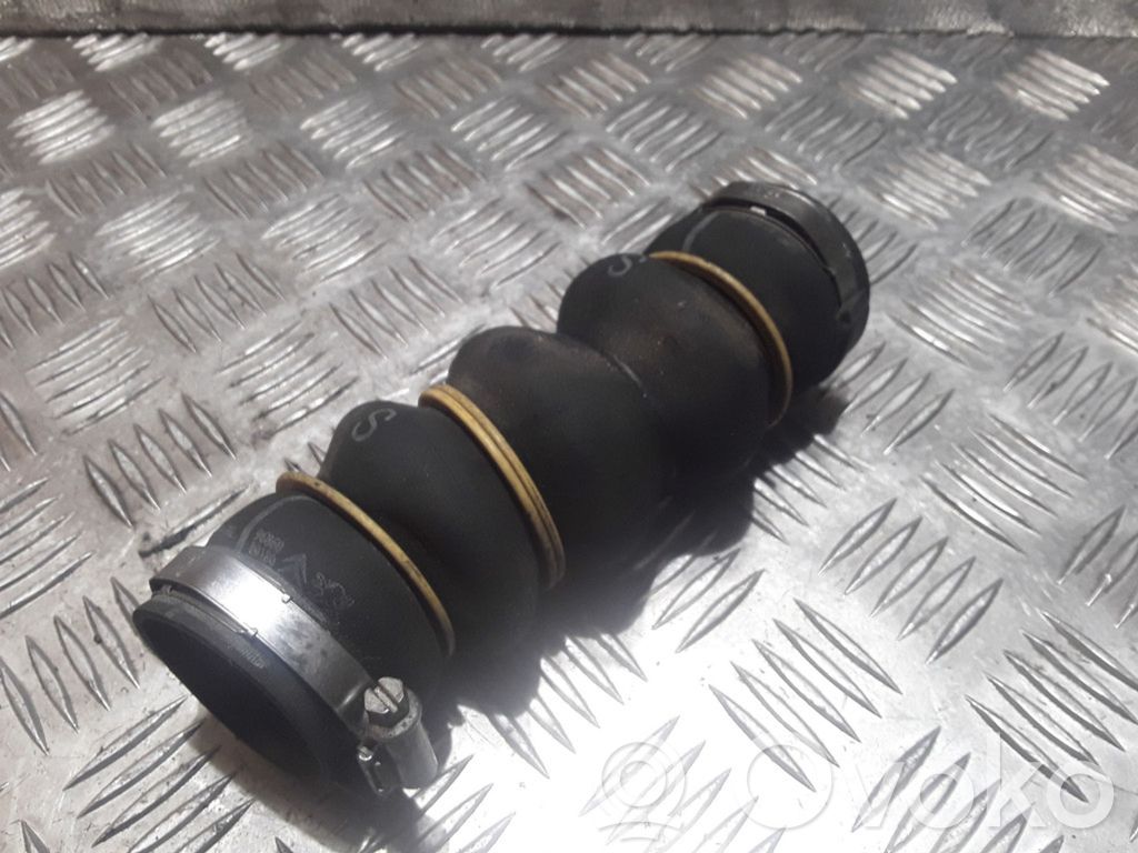 Peugeot 308 Intercooler hose/pipe 