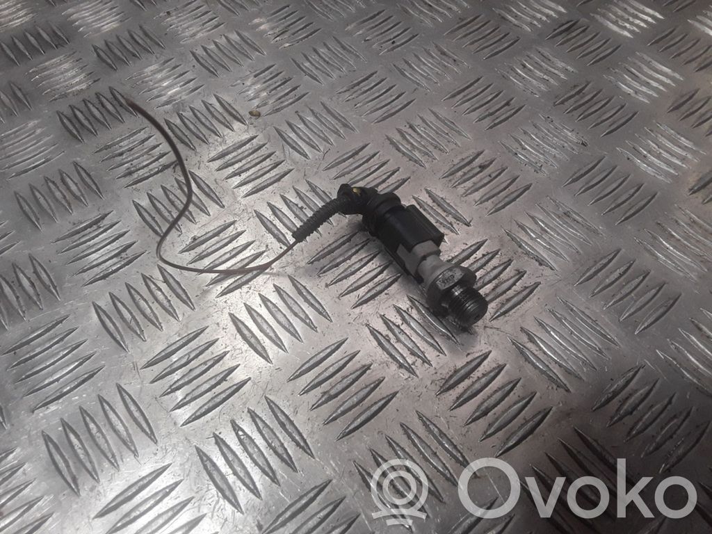 Peugeot 308 Oil pressure sensor 