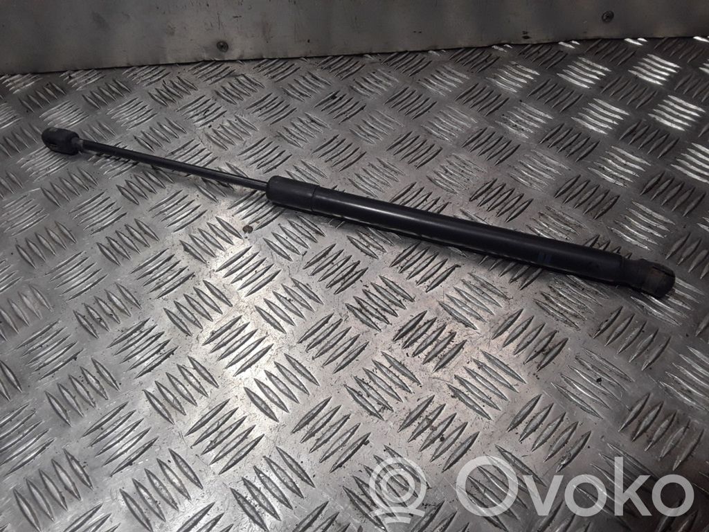 Audi A6 S6 C6 4F Amortizatorius galinio dangčio 