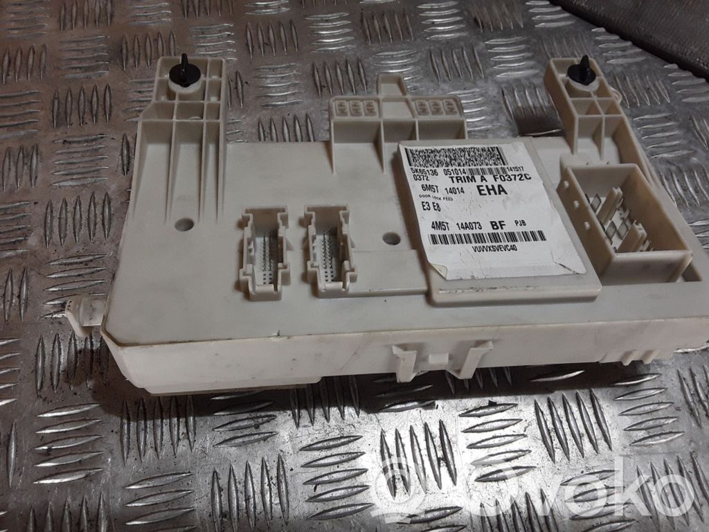Ford Focus C-MAX Drošinātāju bloks 