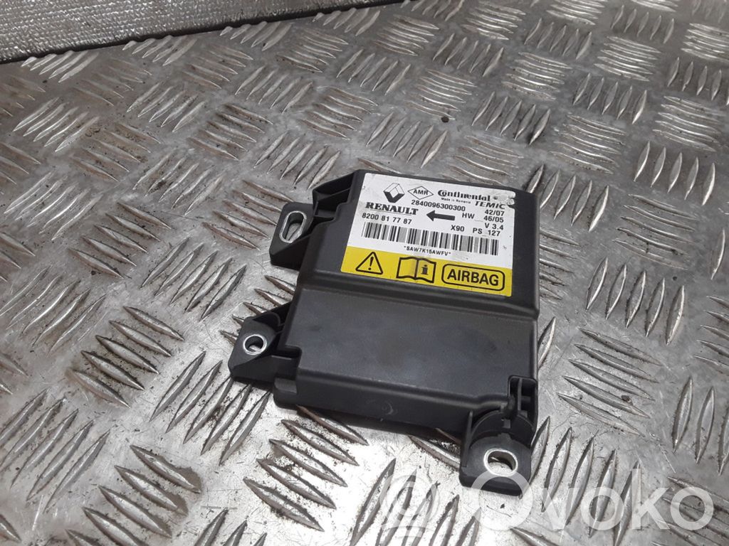 Dacia Logan I Airbag control unit/module 