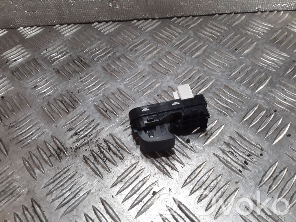 Mazda 3 II Electric window control switch 