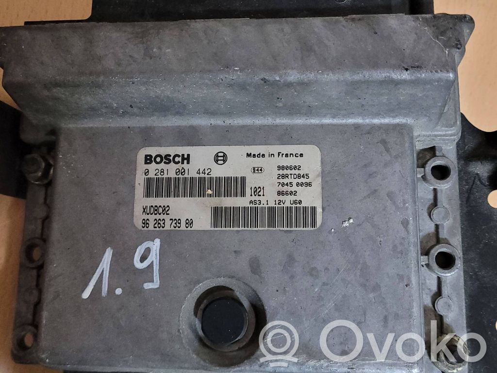Peugeot 806 Engine control unit/module 
