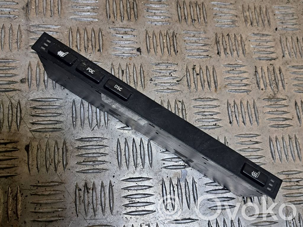 BMW 5 E39 Seat heating switch 
