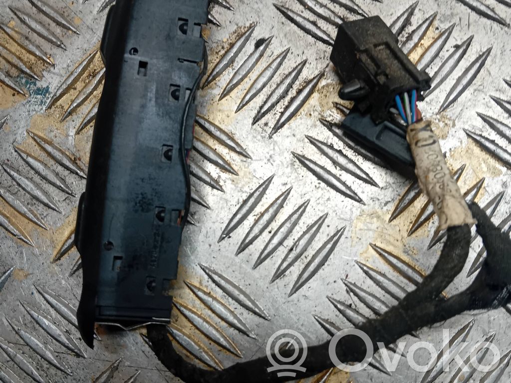 Opel Omega B2 Electric window control switch 