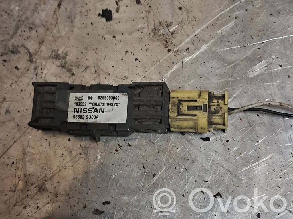 Nissan Note (E11) Airbag deployment crash/impact sensor 
