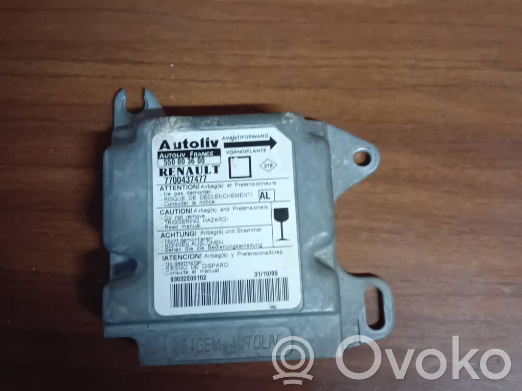 Renault Megane II Airbag control unit/module 