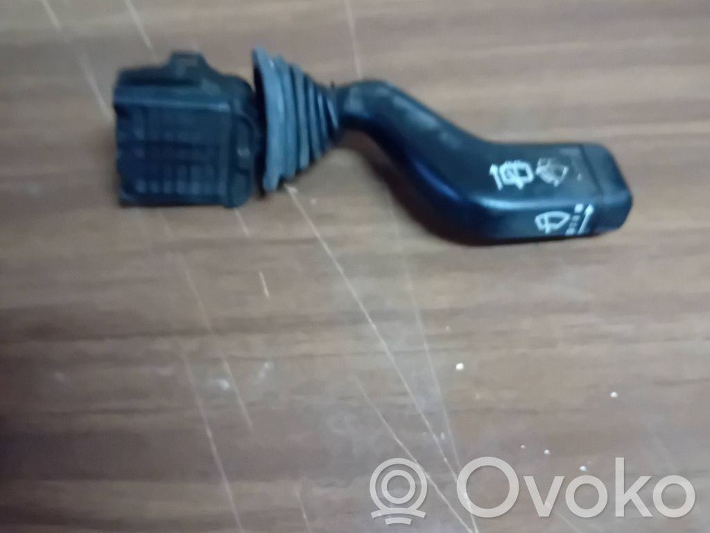 Opel Meriva A Valytuvų rankenėlė 