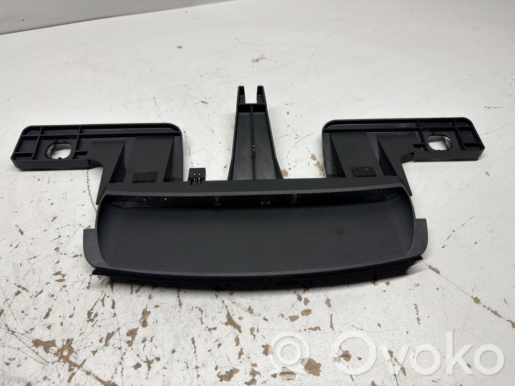 Volvo S80 Third/center stoplight 
