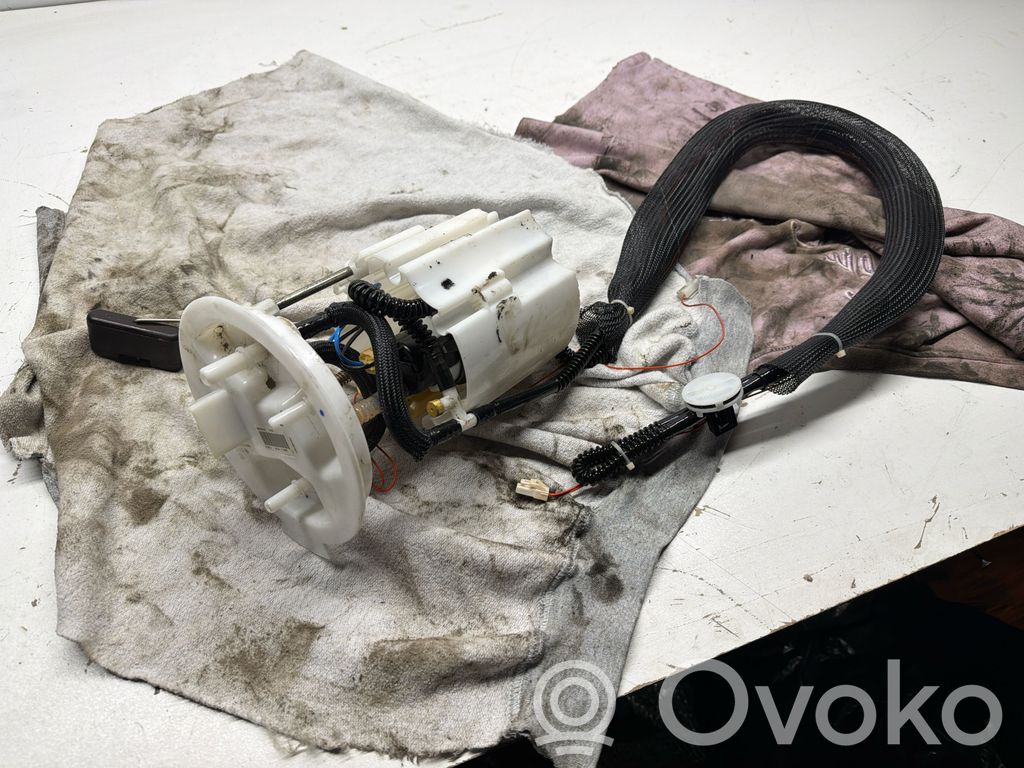 Volvo V60 Bomba interna de combustible 