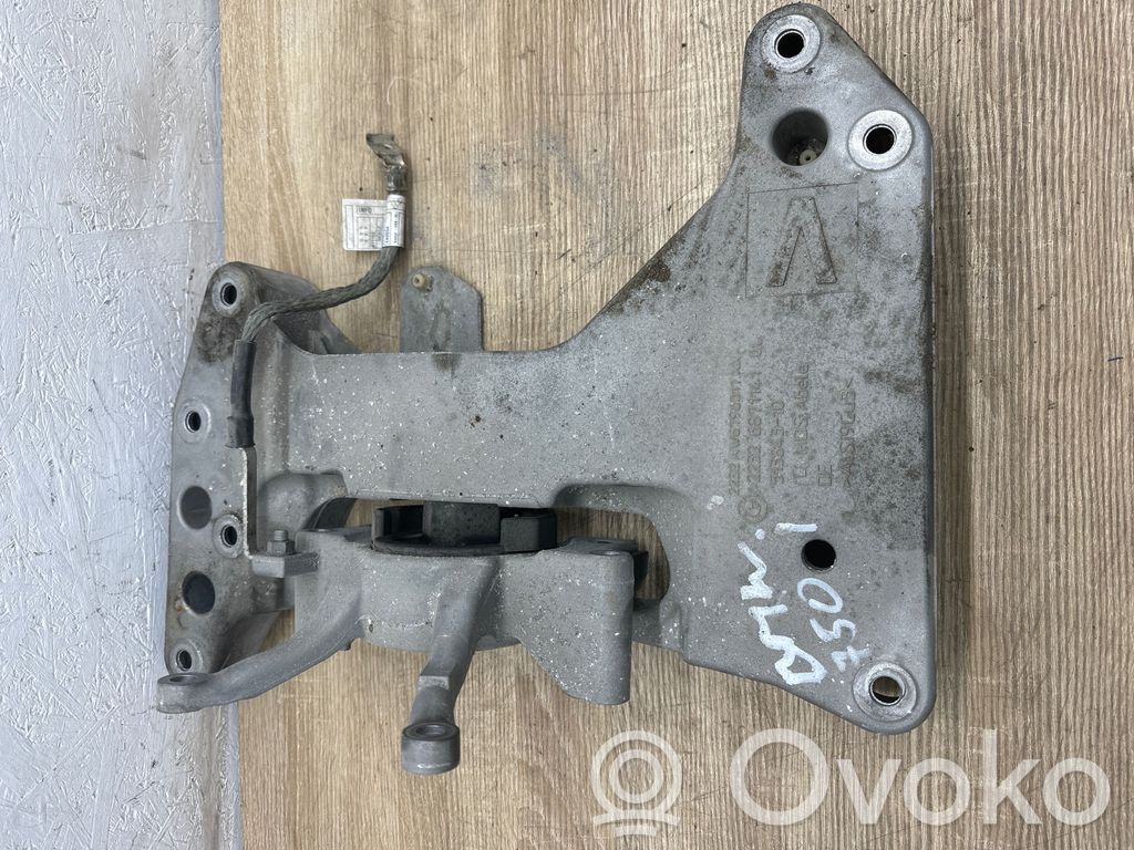 Engine mount bracket   6796017,51384310,6871141