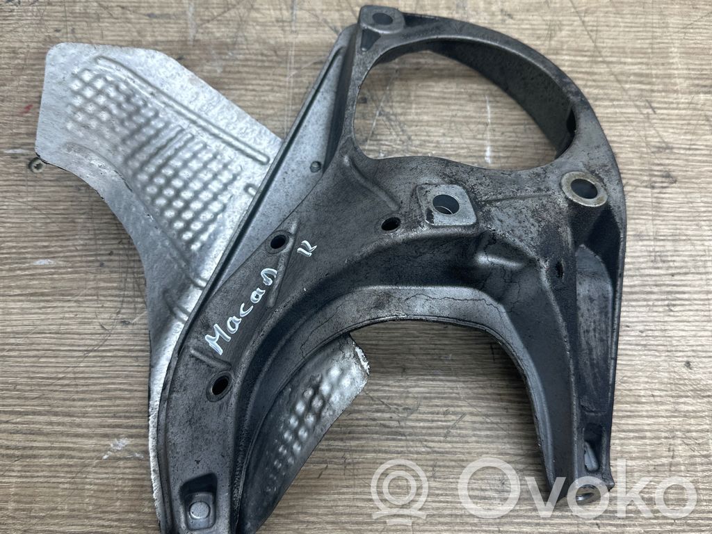 Porsche Macan (95B) Engine mounting bracket 
