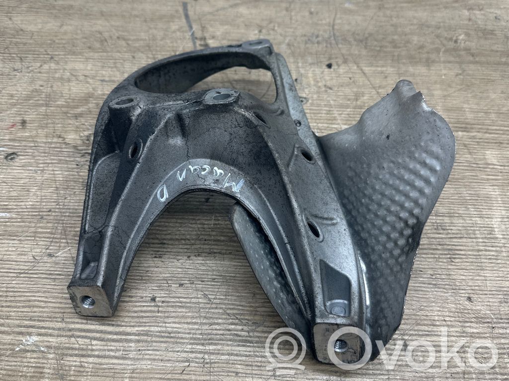 Engine mounting bracket   95B399332B