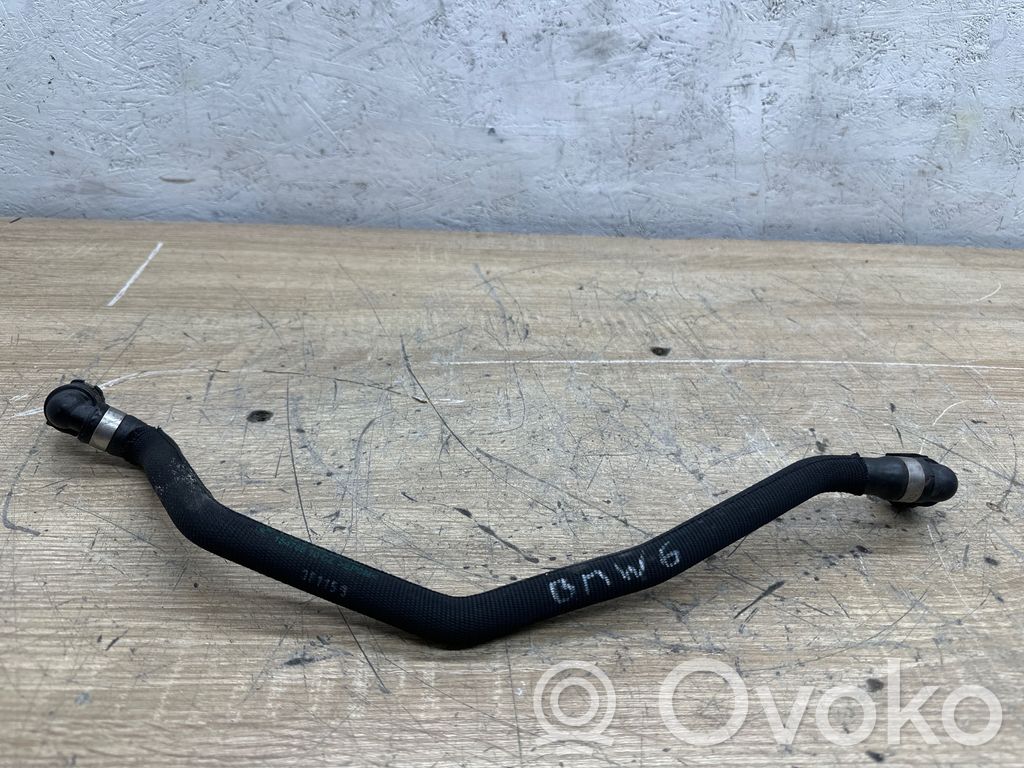 BMW 6 F06 Gran coupe Engine coolant pipe/hose 