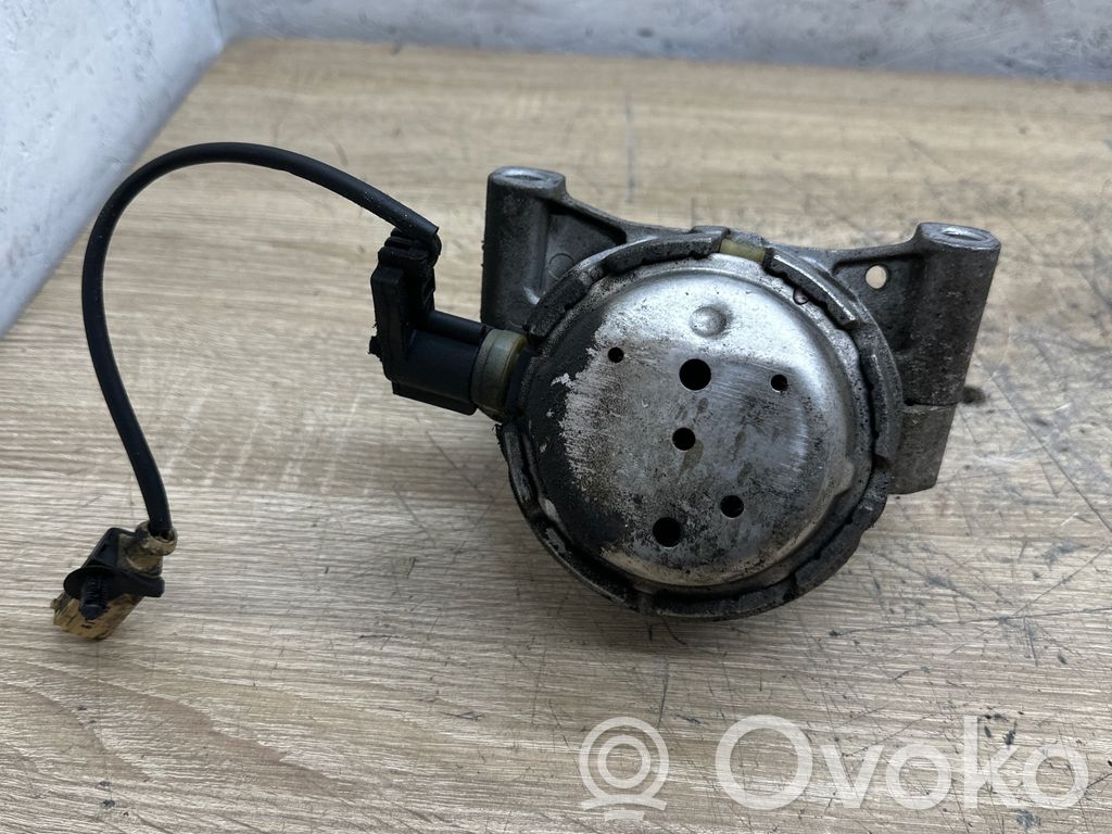 Audi A6 S6 C7 4G Engine mount bracket 