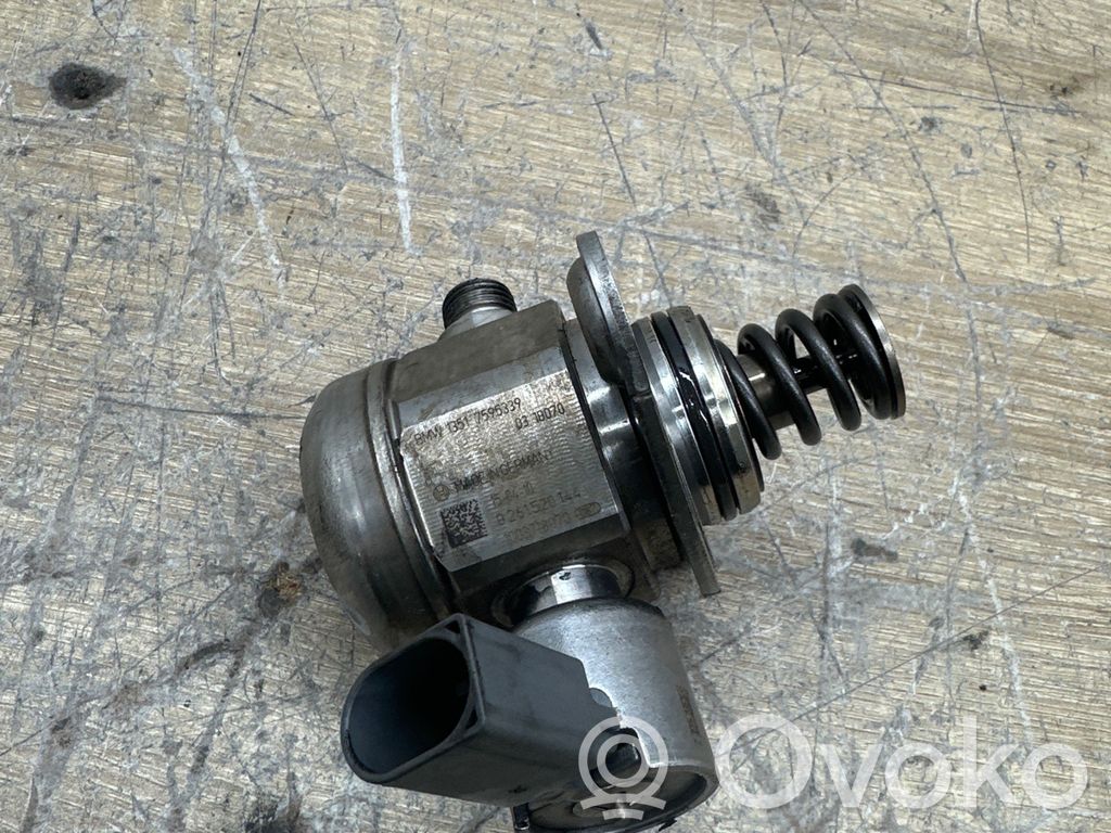 BMW 7 F01 F02 F03 F04 Degvielas sūknis 