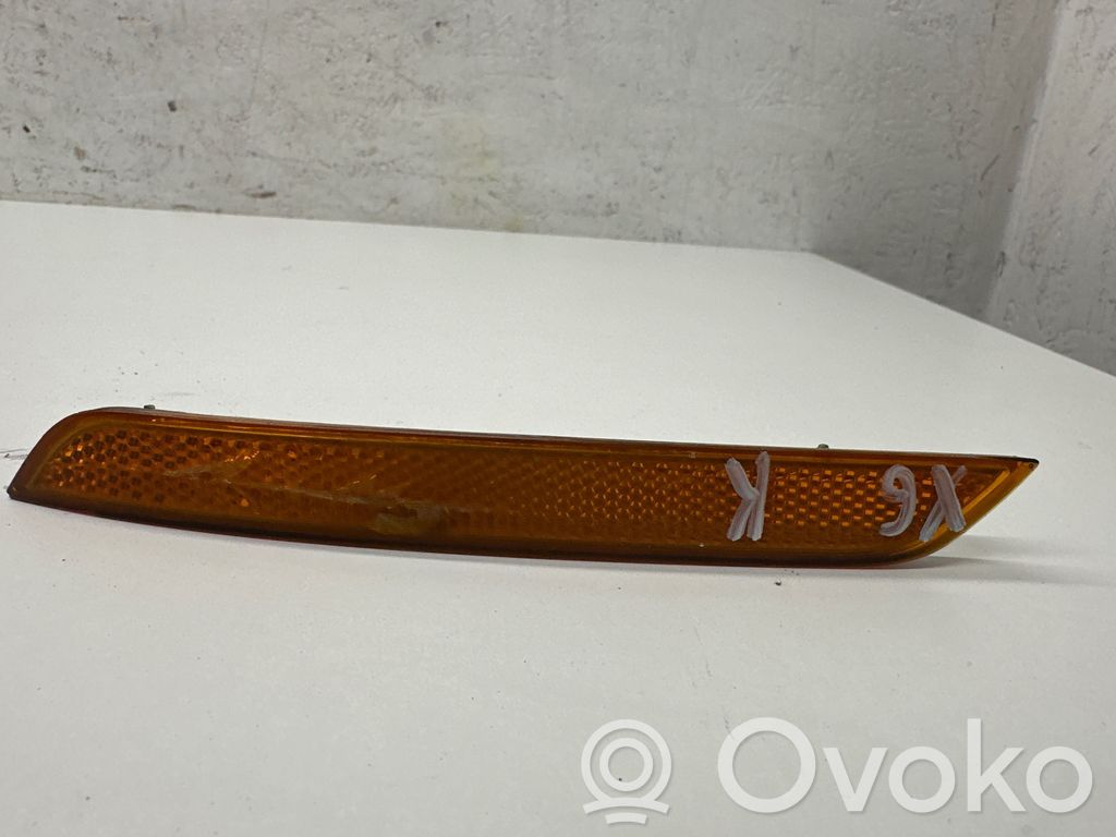 BMW X6 E71 Front reflector 