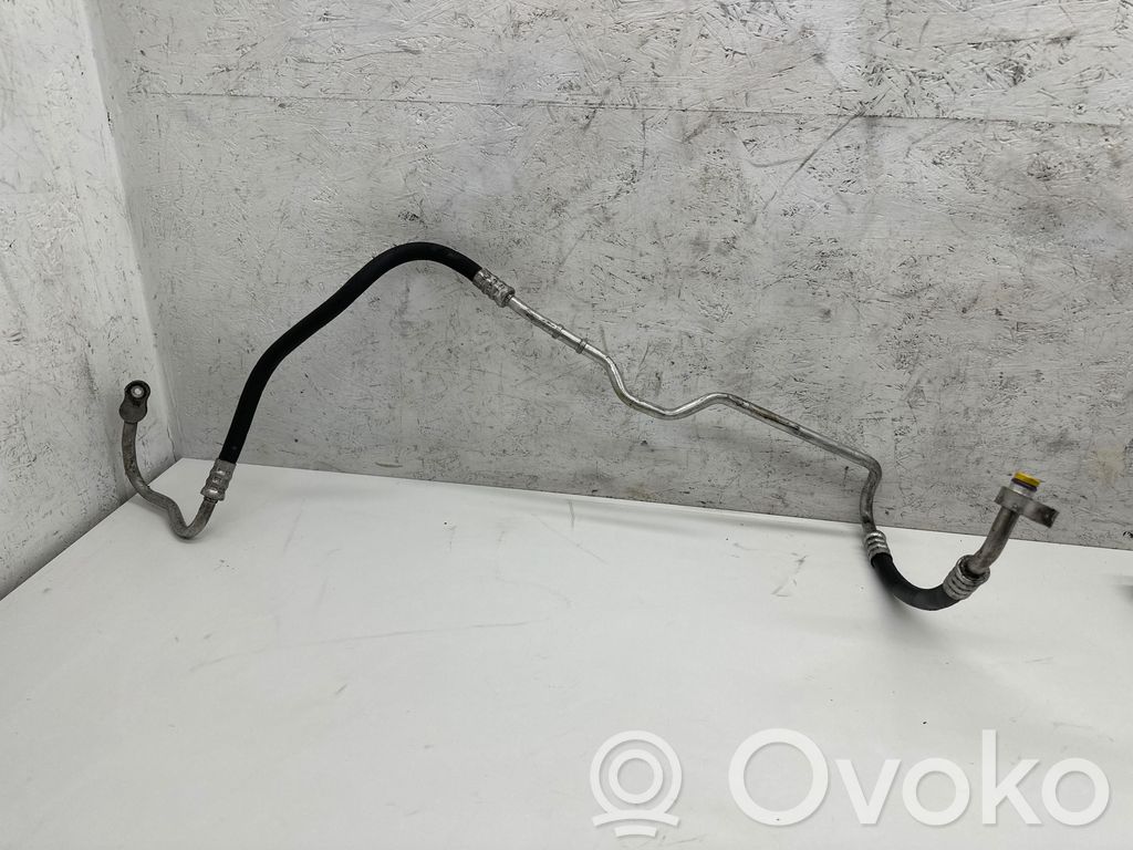 BMW X6 E71 Ilmastointilaitteen putki (A/C) 