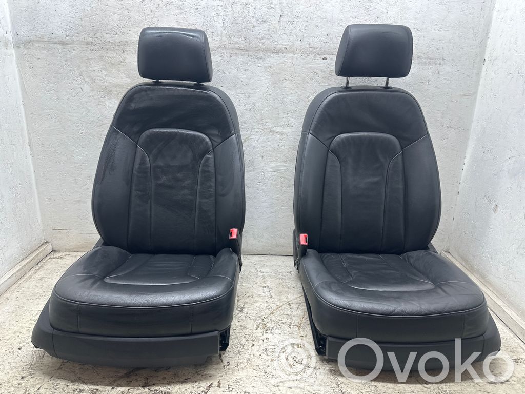 Interior set