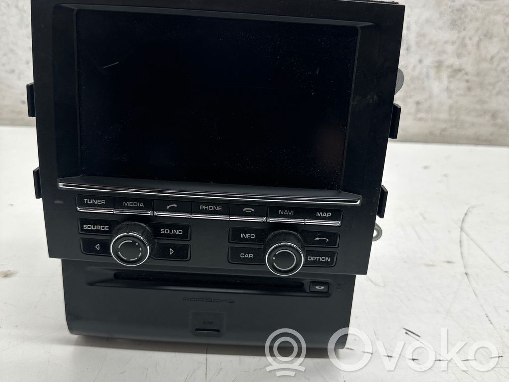 Porsche Macan (95B) Panel / Radioodtwarzacz CD/DVD/GPS 