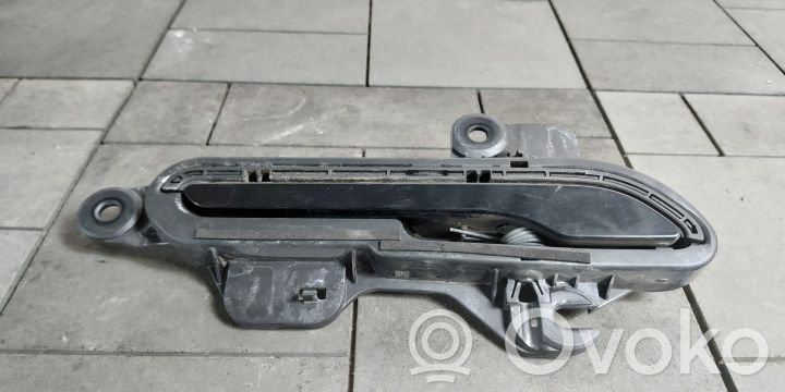 Tesla Model 3 Manecilla externa puerta delantera 