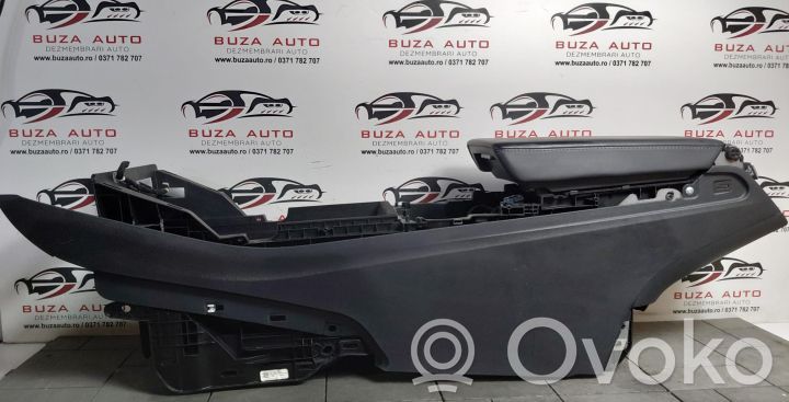 Tesla Model 3 Armlehne 