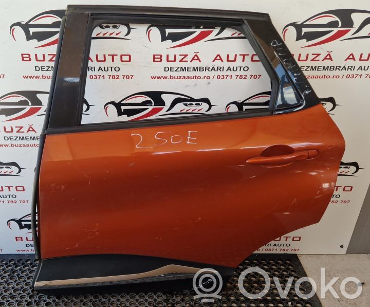 Renault Captur Galinės durys 