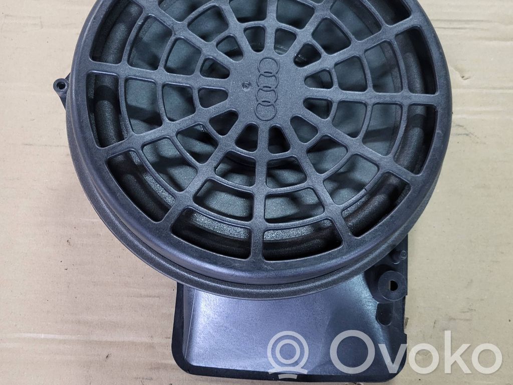 Audi A5 8T 8F Altavoz subwoofer 